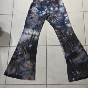 Vibe Sportswear Tie Dye Flared Pants Women's‎ Elastic Waist Activewear